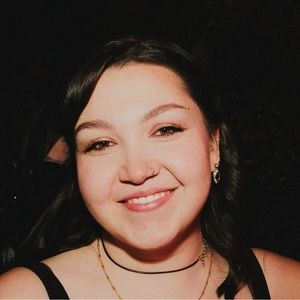 Meet your Posher, Bec